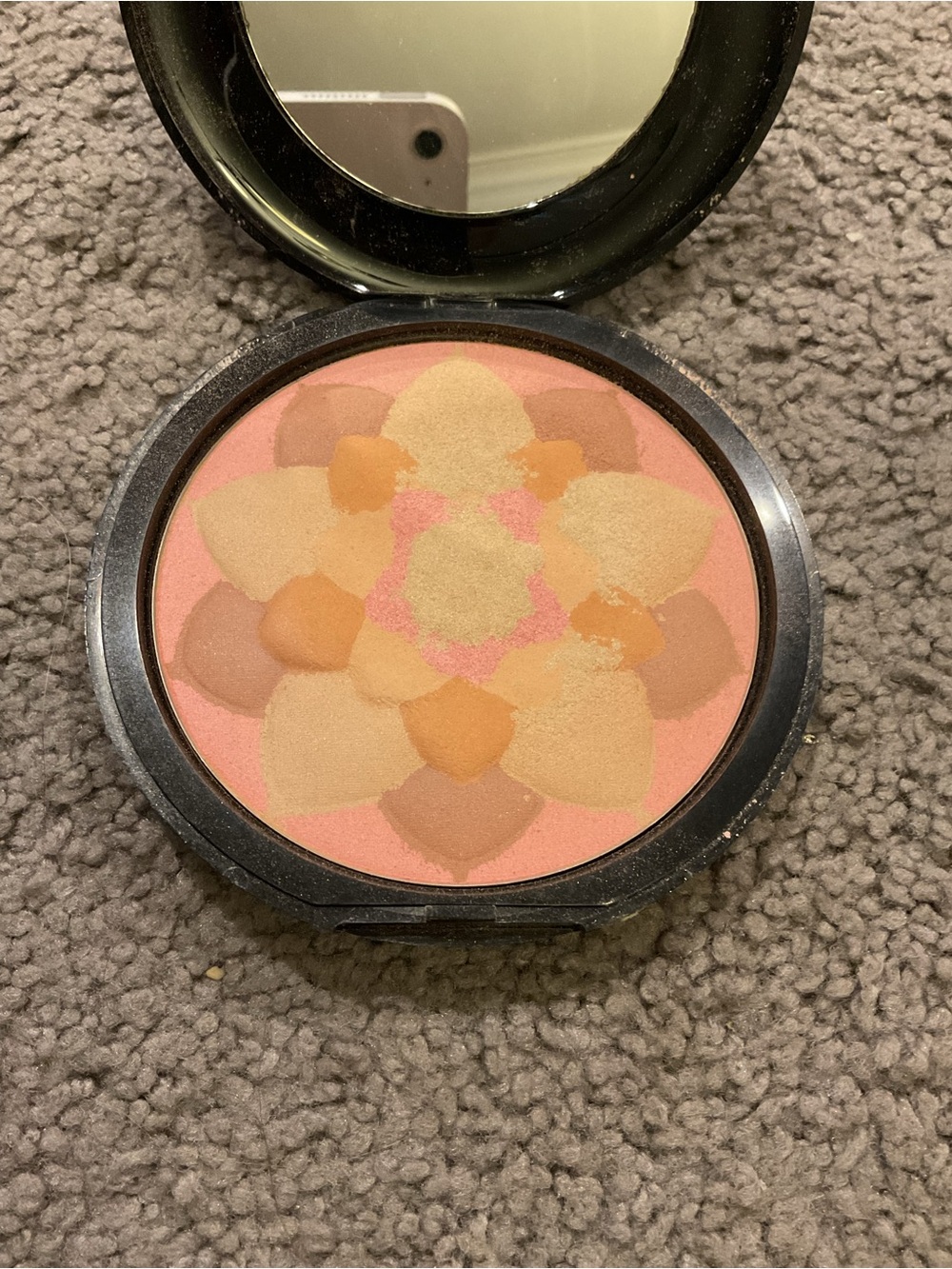 NWOT Signature Club A Fresh Cut Flowers Brightening Powder Mat Makeup Beauty